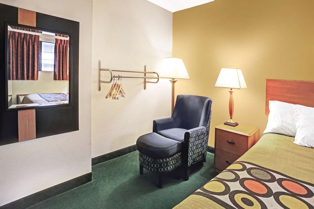 Westspring Inn - Westlake Cleveland Oda fotoğraf